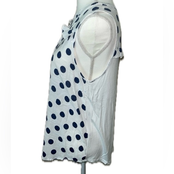 Ember Women’s Sleeveless Blue Polka dot top, size L - Picture 4 of 5
